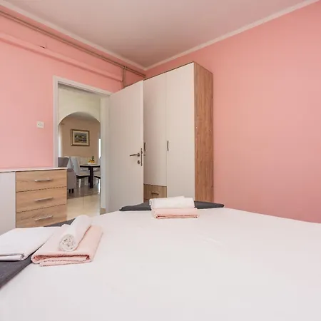 Apartman Marinella *