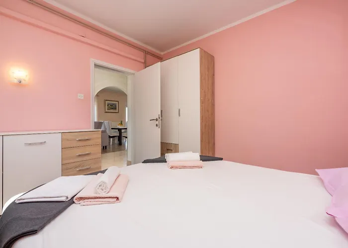 Apartman Marinella *